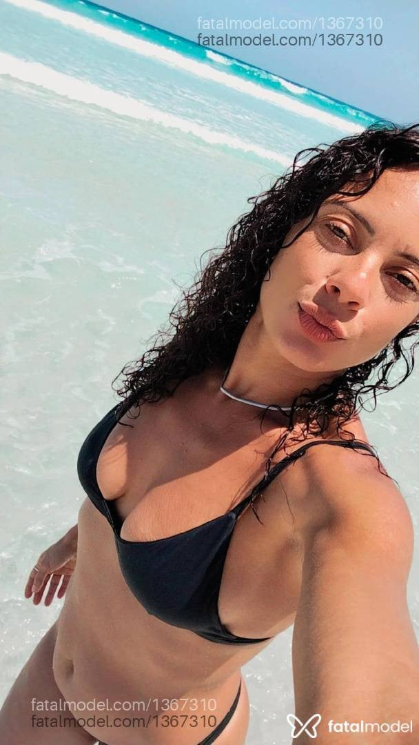 Acompanhante mulher morena (o) de olhos castanhos - Kah