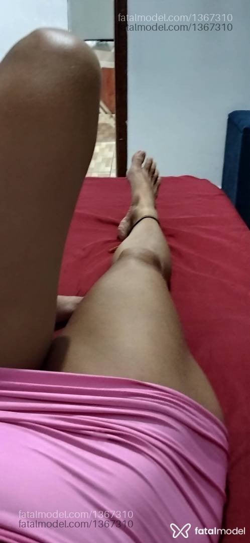 Acompanhante mulher morena (o) de olhos castanhos - Kah