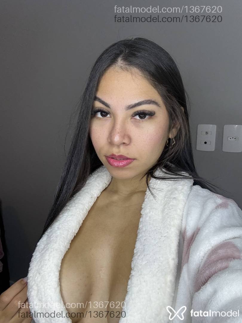 Acompanhante mulher com cabelo castanho de olhos castanhos em Joinville - Maya Safira