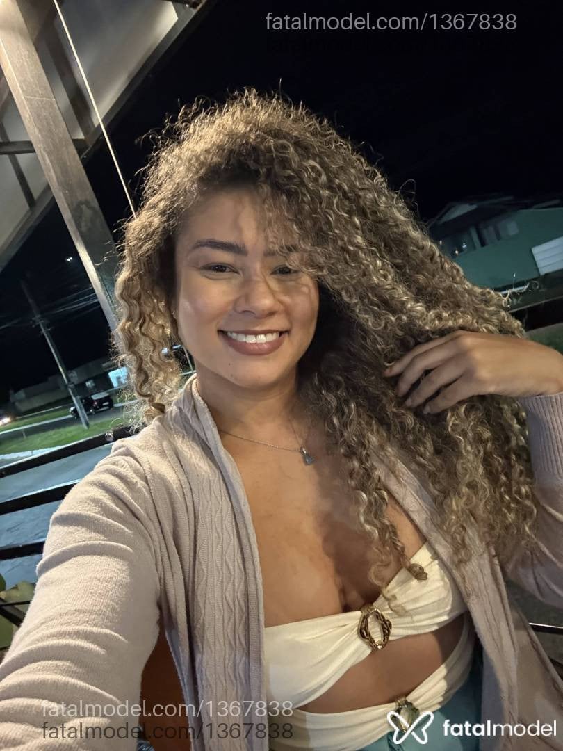 Acompanhante mulher loira (o) de olhos castanhos em Vilhena Acompanhante mulher loira (o) de olhos castanhos em Vilhena - Daniela