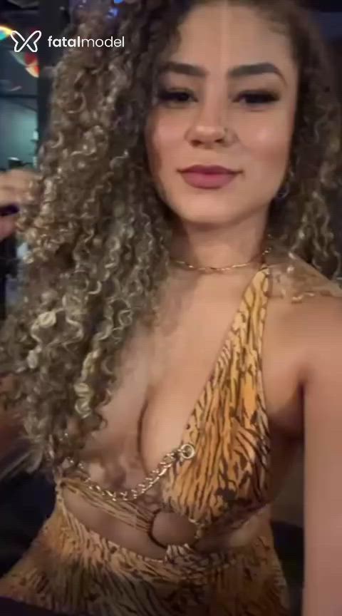 Acompanhante mulher loira (o) de olhos castanhos em Vilhena Acompanhante mulher loira (o) de olhos castanhos em Vilhena - Daniela