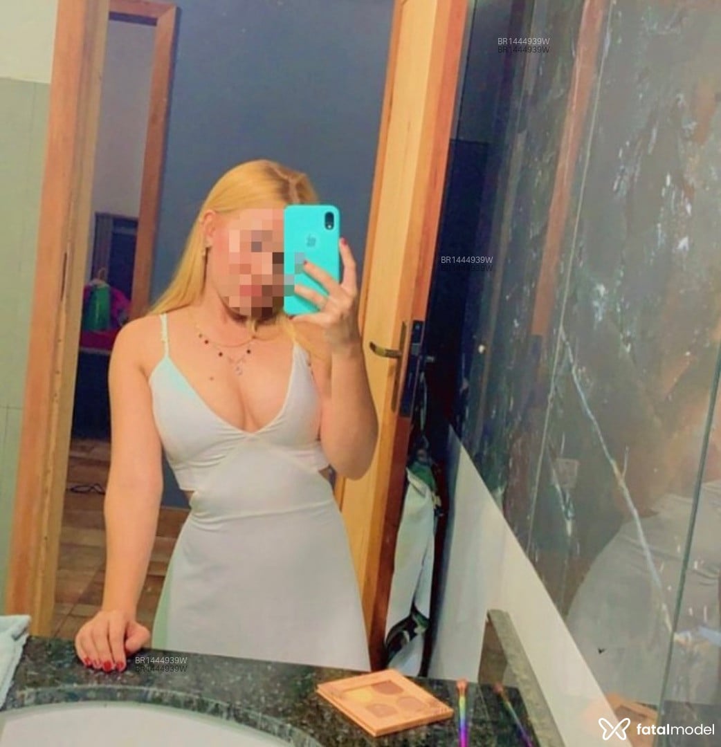 Acompanhante mulher loira (o) de olhos verdes em Formosa Acompanhante mulher loira (o) de olhos verdes em Formosa - Alice Salazar