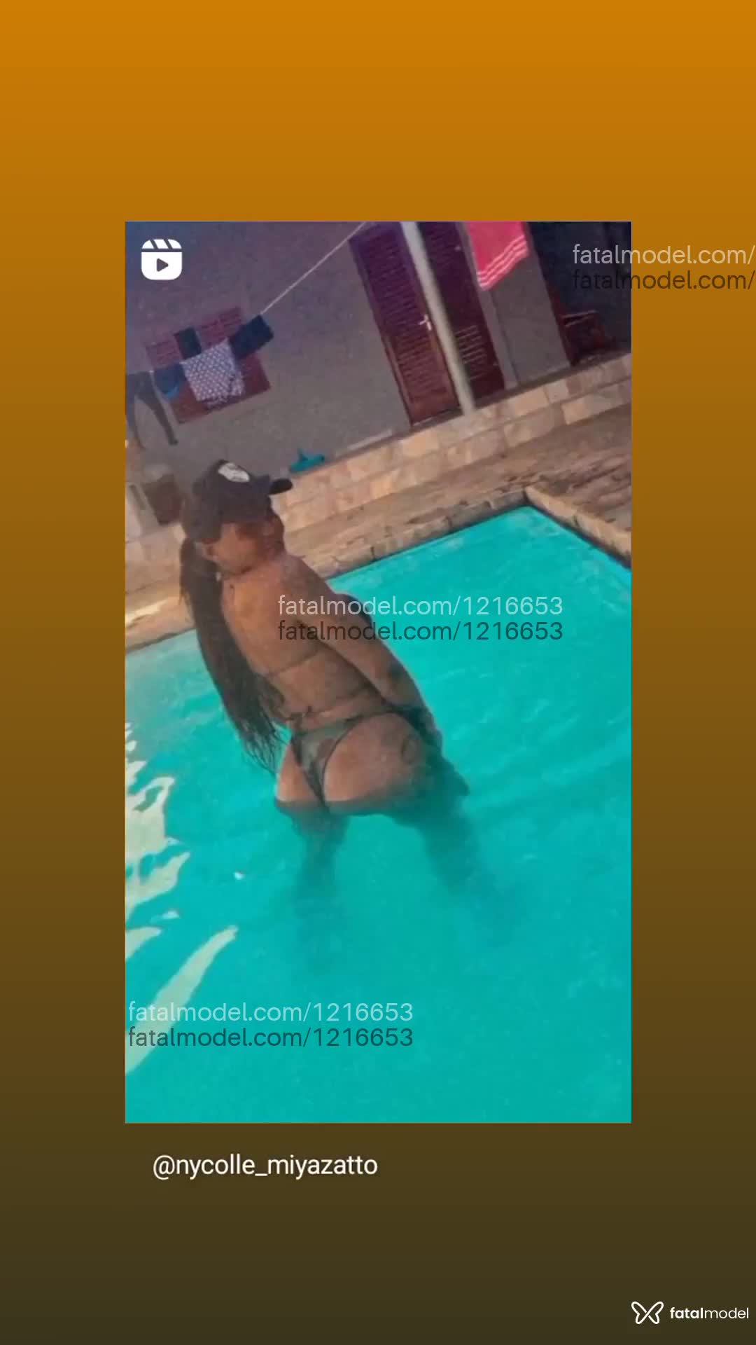 Acompanhante travesti morena (o) de olhos pretos em Araras Acompanhante travesti morena (o) de olhos pretos em Araras - Nycolle Miyazatto