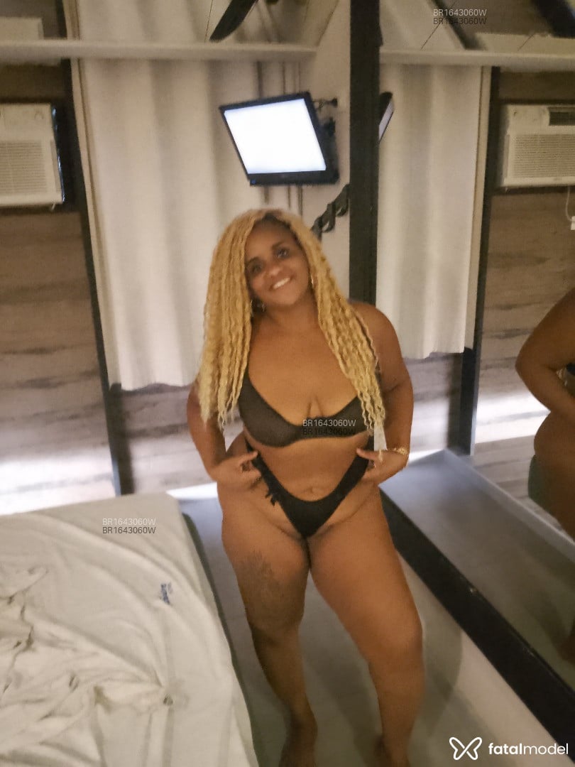 Acompanhante mulher com cabelo castanho de olhos castanhos em Rio de Janeiro - Rejane