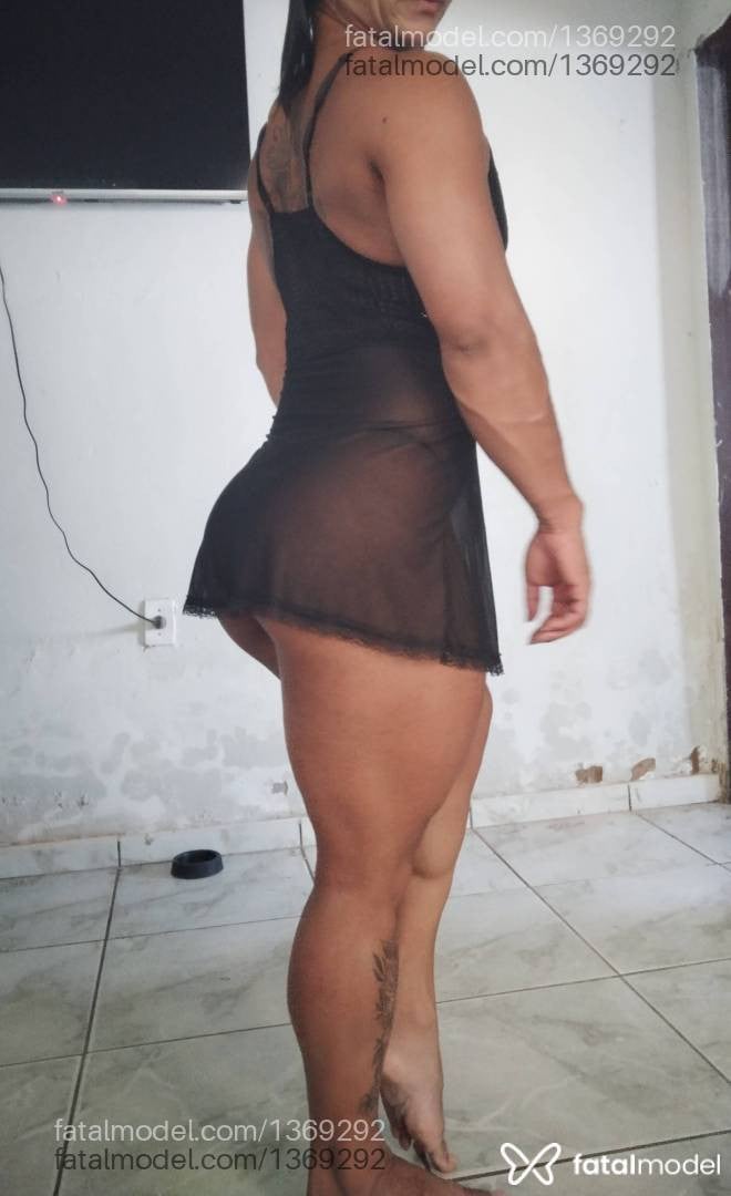 Acompanhante mulher com cabelo castanho de olhos castanhos - Karen