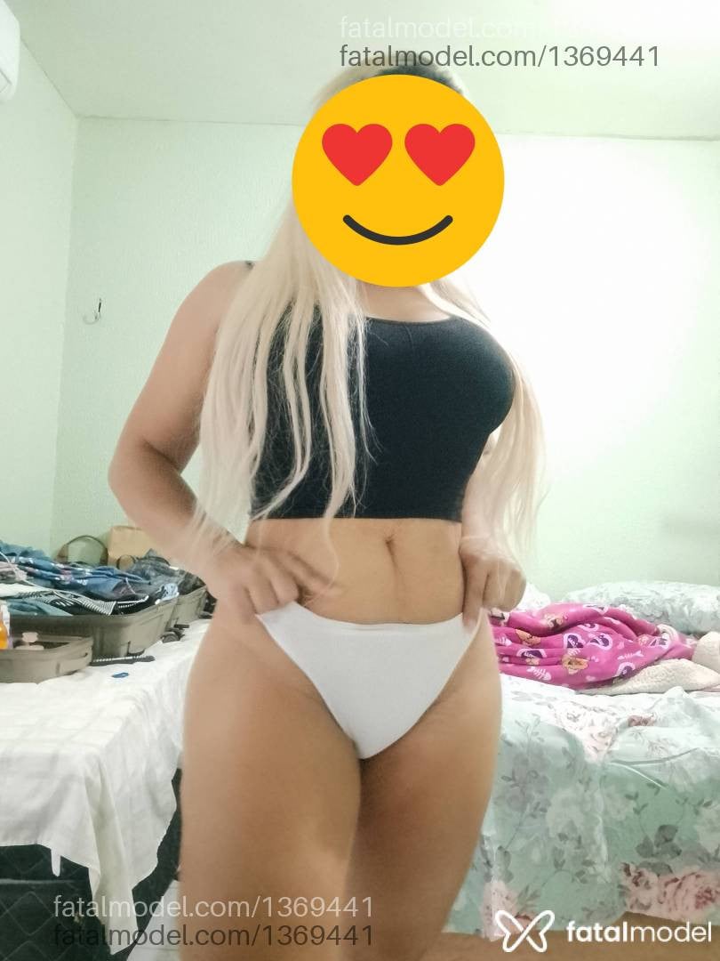 Acompanhante mulher morena (o) de olhos castanhos - Jhoellmay
