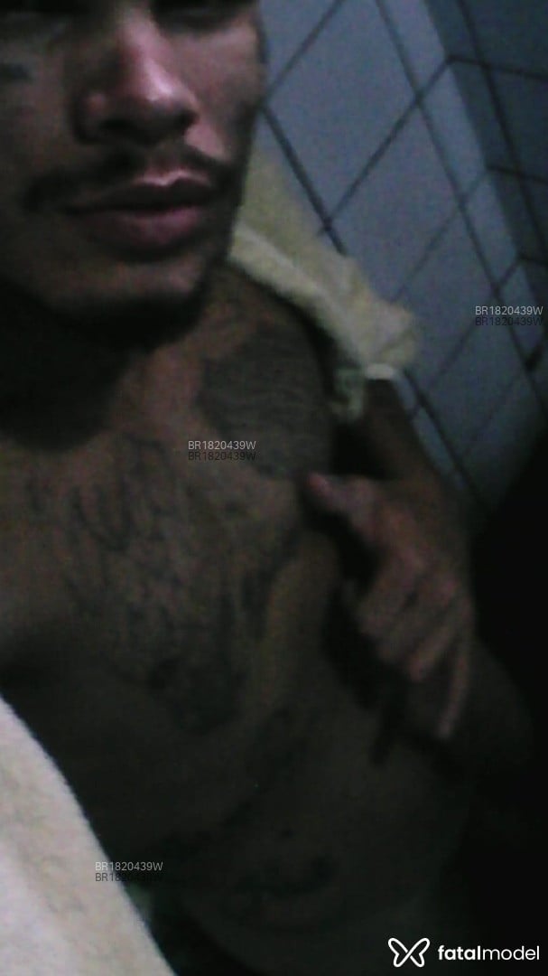 Acompanhante homem morena (o) de olhos castanhos em Bagé - Najara