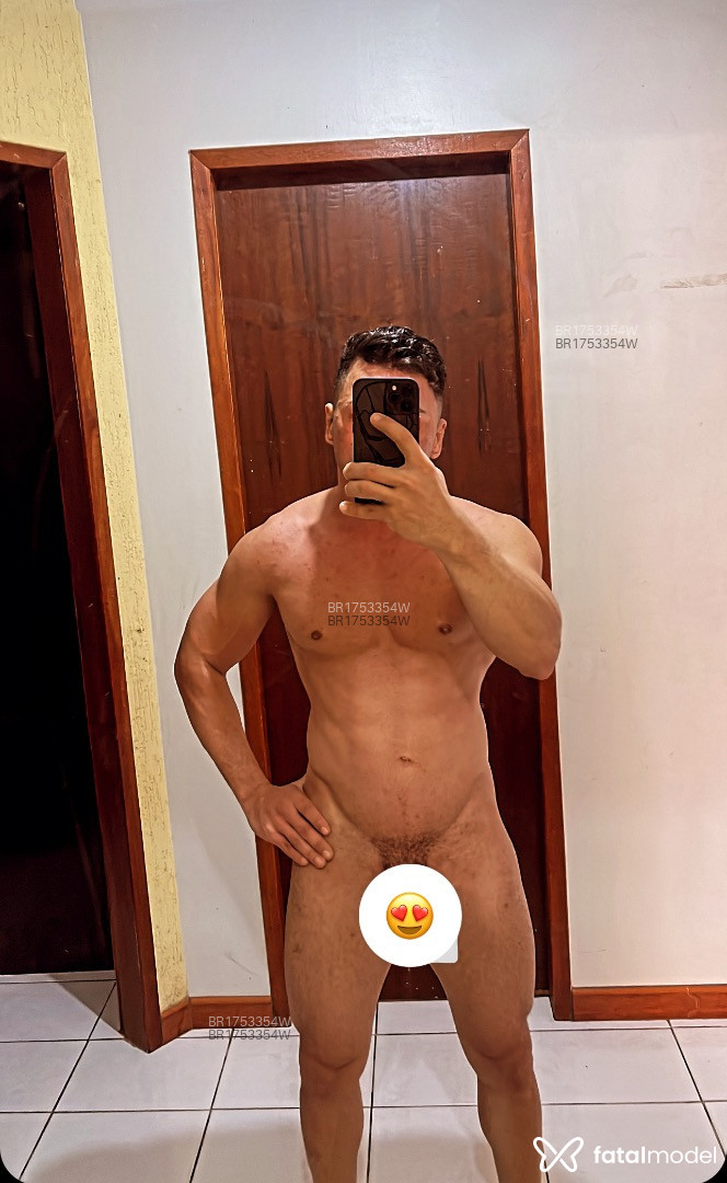 Acompanhante homem morena (o) de olhos pretos em Curitiba - JOSEP