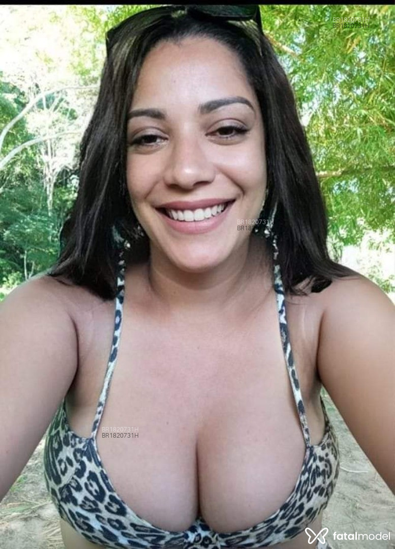 Acompanhante mulher com cabelo castanho de olhos castanhos em Virtual - Morena