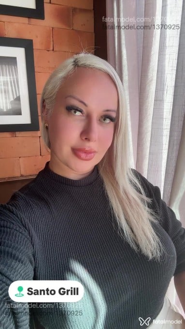Acompanhante mulher loira (o) de olhos azuis em Paranavaí - Antonela Abravanel
