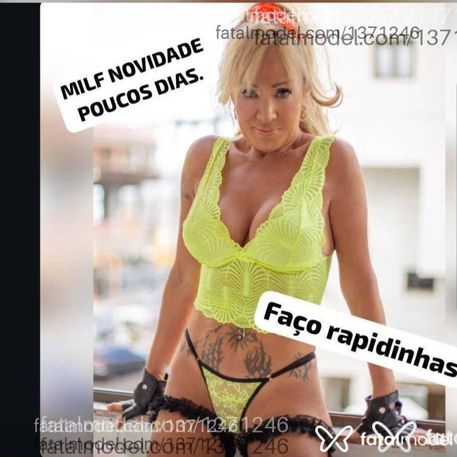 Acompanhante mulher loira (o) de olhos azuis - Milfe