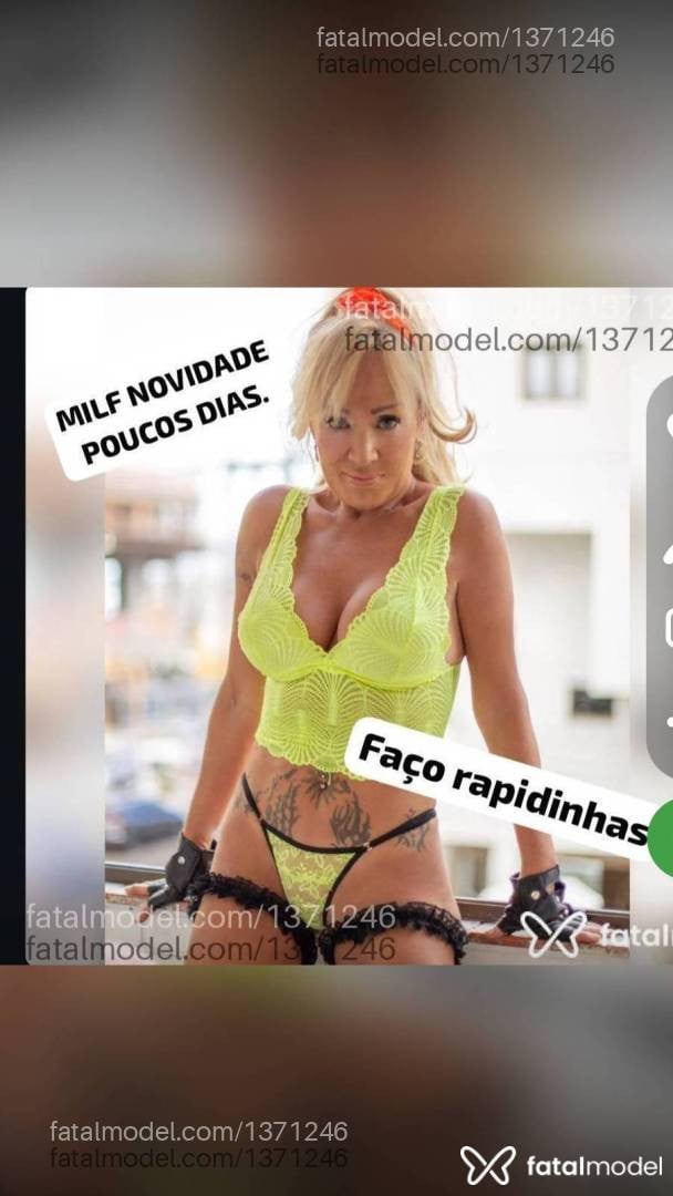 Acompanhante mulher loira (o) de olhos azuis - Milfe