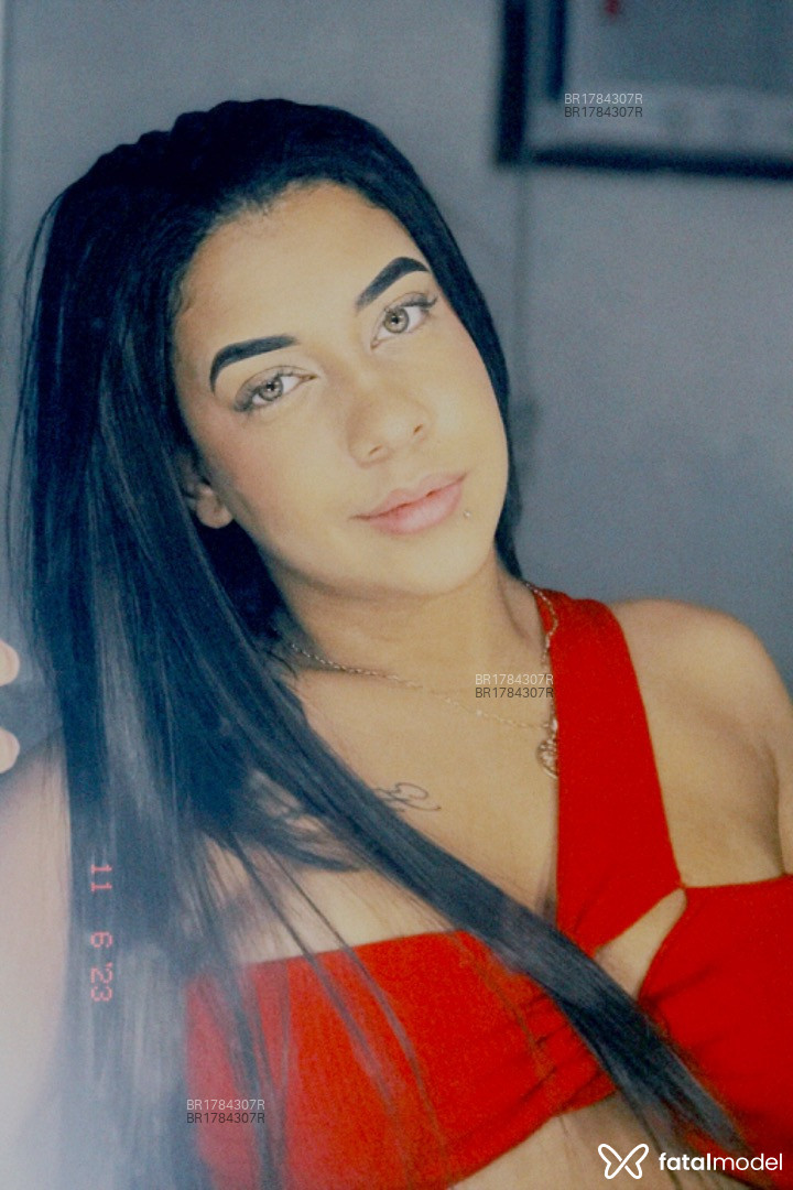 Acompanhante mulher morena (o) de olhos verdes em Rio de Janeiro - Poliana Rocha