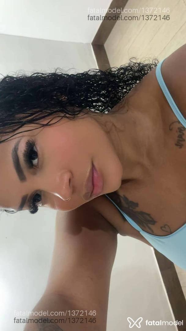 Acompanhante mulher morena (o) de olhos castanhos - Jade