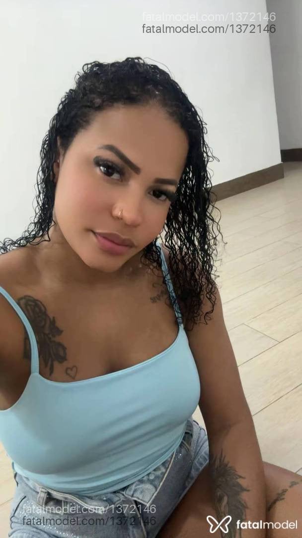 Acompanhante mulher morena (o) de olhos castanhos - Jade