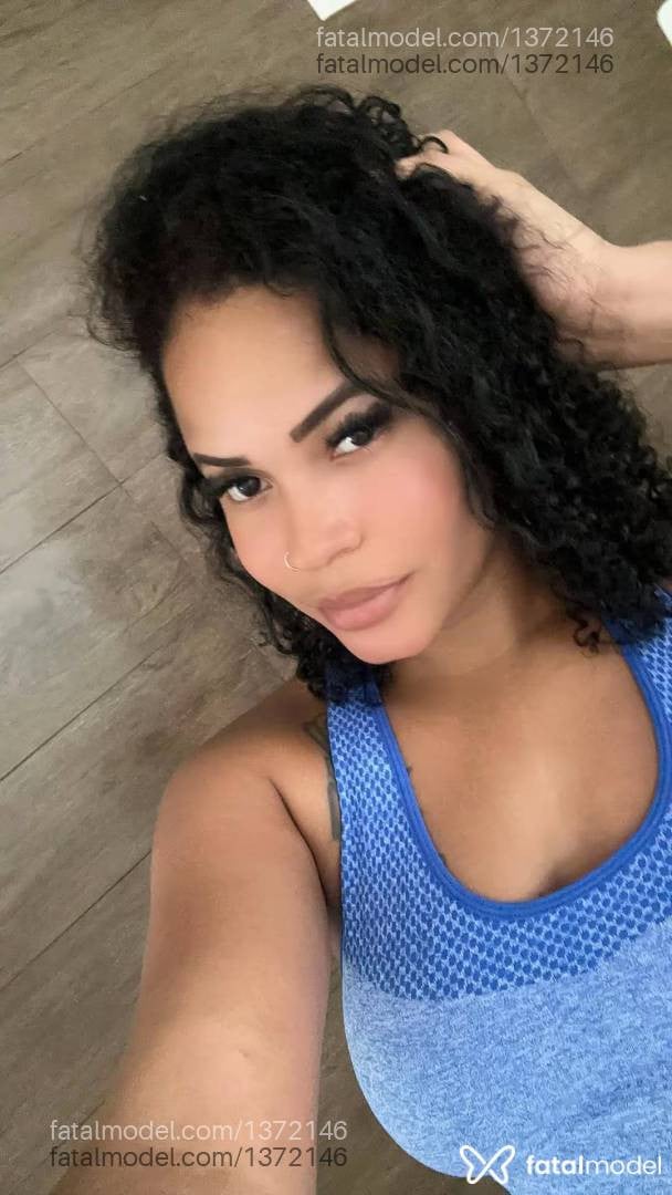 Acompanhante mulher morena (o) de olhos castanhos - Jade