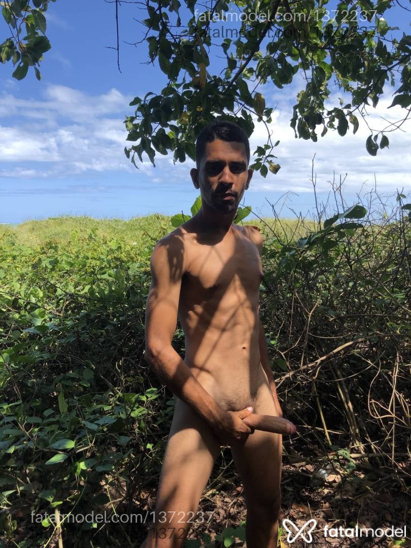 Acompanhante homem sem cabelo de olhos pretos em Maceió - Wellington Silva