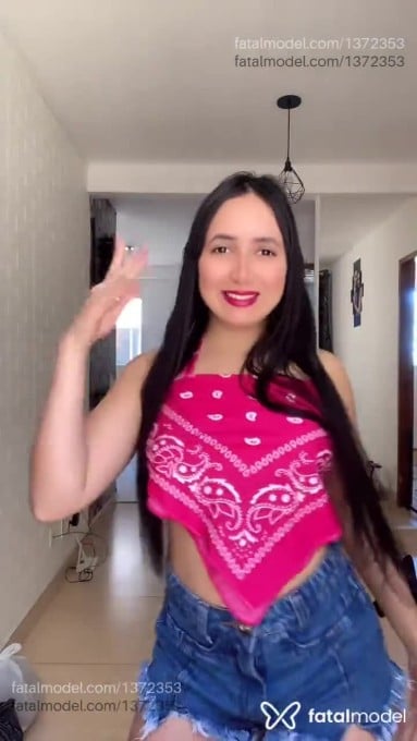 Acompanhante mulher com cabelo castanho de olhos castanhos em São Paulo - Ju ju
