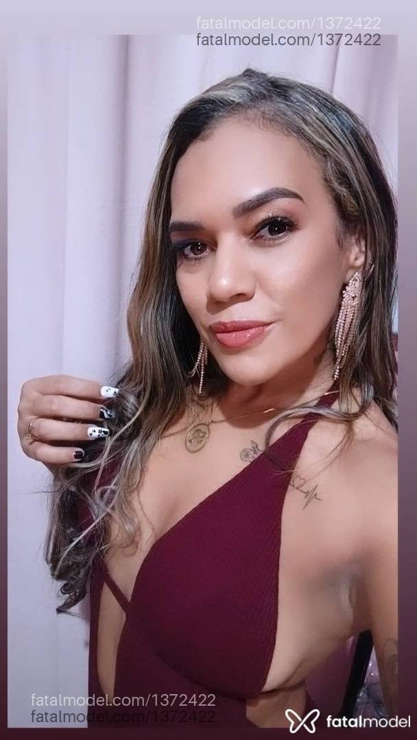 Acompanhante mulher loira (o) de olhos mel - Corujinha