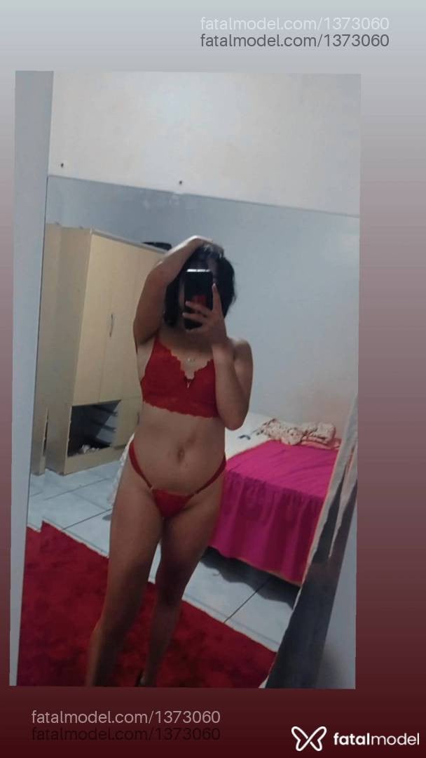 Acompanhante mulher com cabelo castanho de olhos castanhos - Jheniffer Morena