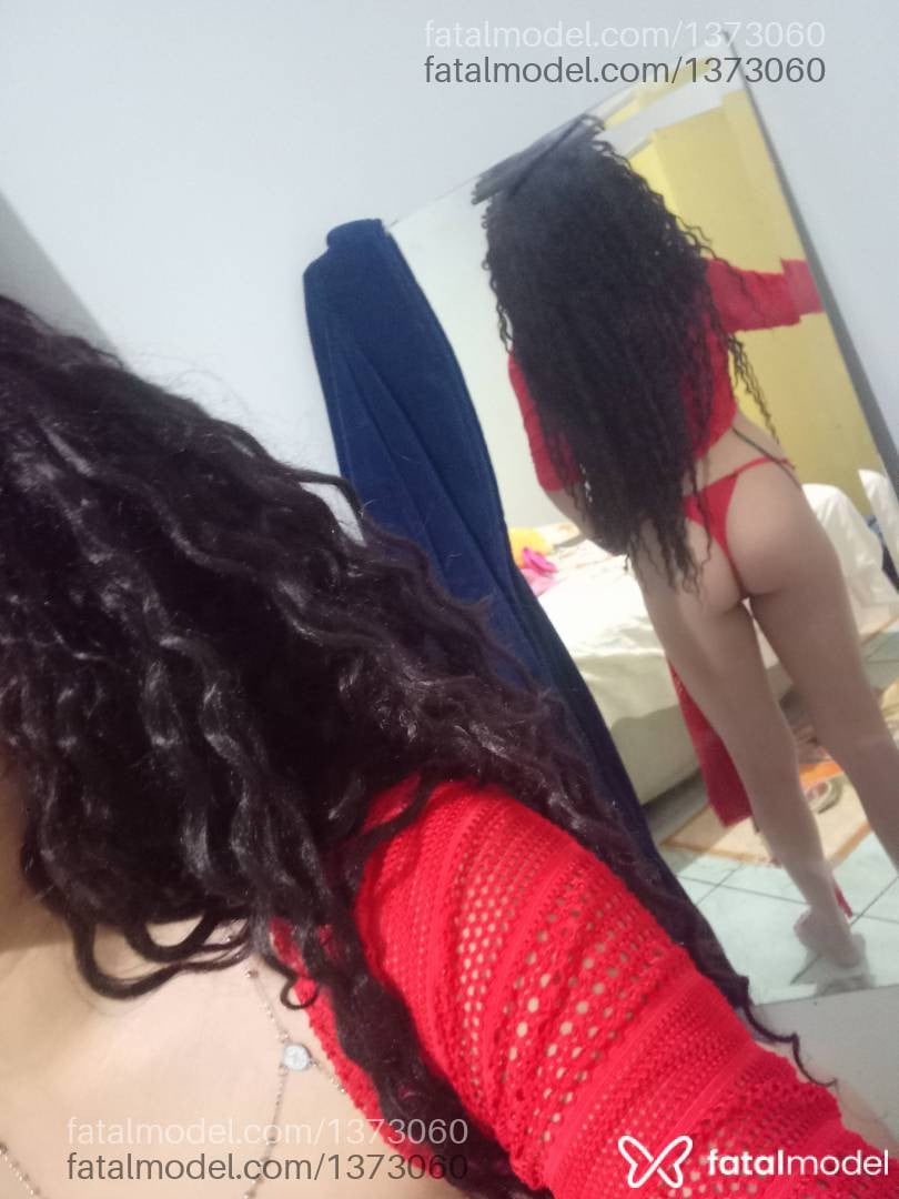 Acompanhante mulher com cabelo castanho de olhos castanhos em Marechal Cândido Rondon - Jheniffer Morena