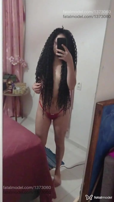 Acompanhante mulher com cabelo castanho de olhos castanhos em Marechal Cândido Rondon - Jheniffer Morena