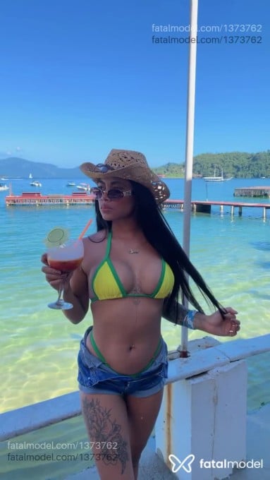Acompanhante mulher morena (o) de olhos castanhos em Angra dos Reis Acompanhante mulher morena (o) de olhos castanhos em Angra dos Reis - Jade Rodrigues