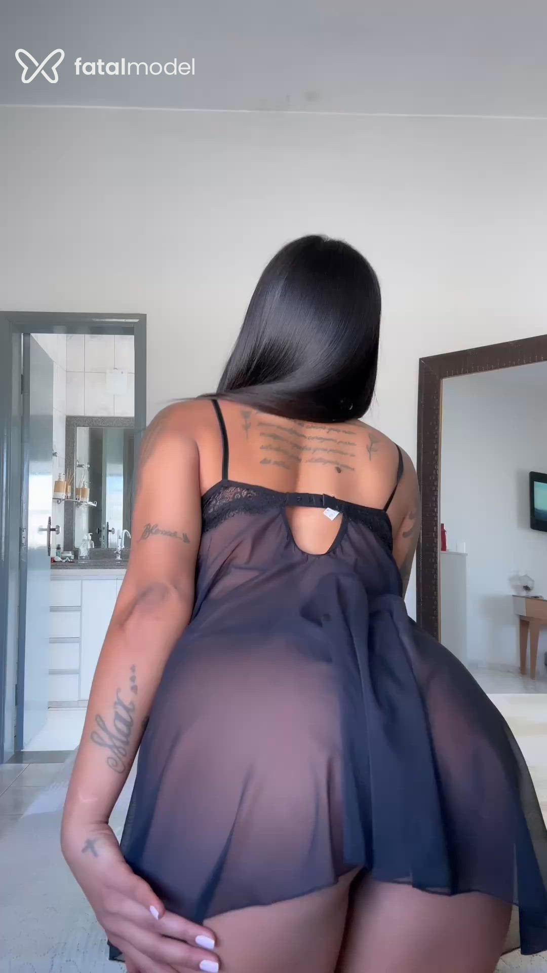 Acompanhante mulher morena (o) de olhos pretos - Fernanda Acompanhante mulher morena (o) de olhos pretos - Fernanda