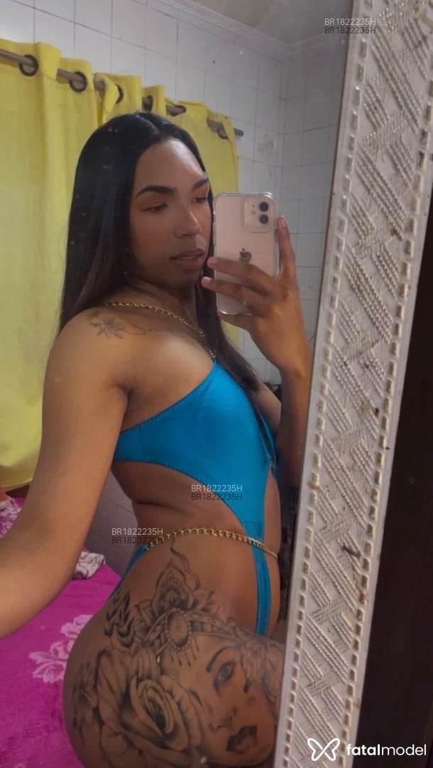 Acompanhante mulher trans morena (o) de olhos castanhos em São Paulo - Gabrielle Santos