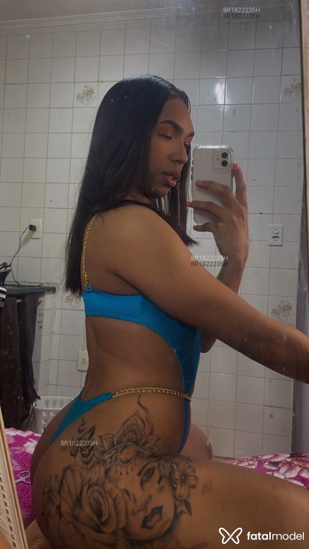 Acompanhante mulher trans morena (o) de olhos castanhos em São Paulo - Gabrielle Santos