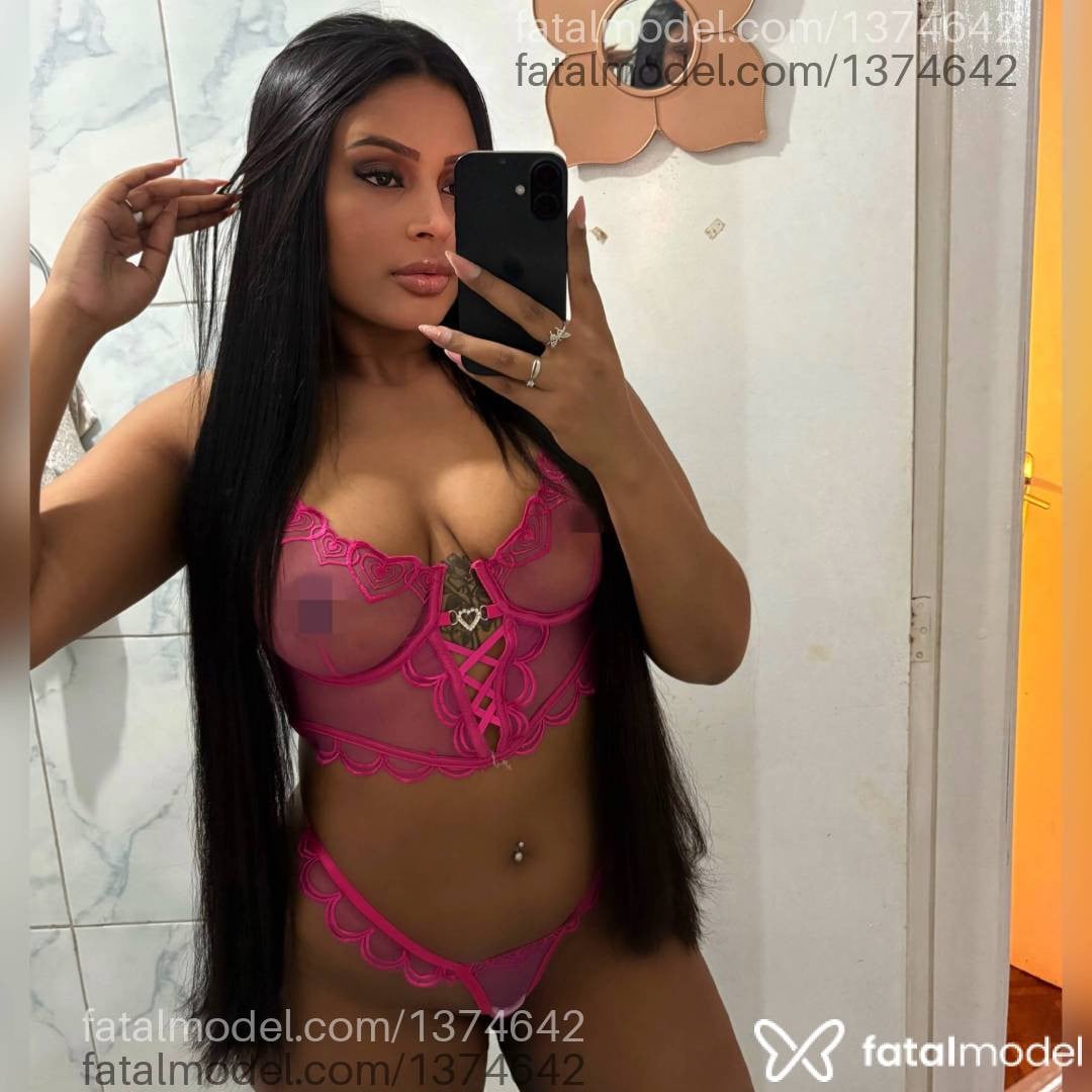 Acompanhante mulher morena (o) de olhos castanhos - Carol Lopes