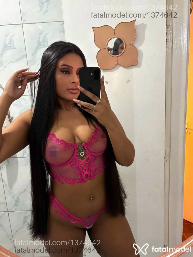 Acompanhante mulher morena (o) de olhos castanhos - Carol Lopes