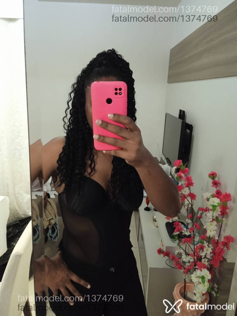 Acompanhante mulher morena (o) de olhos castanhos em Brusque - Yasmim