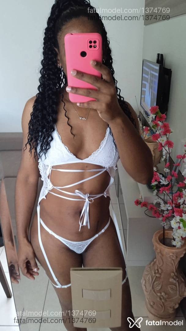 Acompanhante mulher morena (o) de olhos castanhos em Brusque - Yasmim