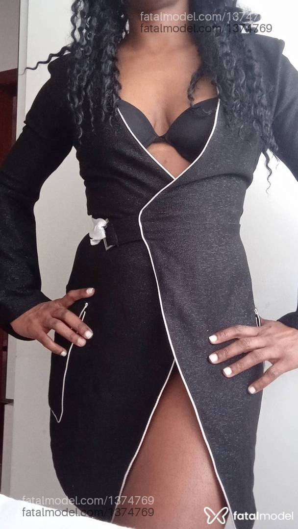 Acompanhante mulher morena (o) de olhos castanhos - Yasmim