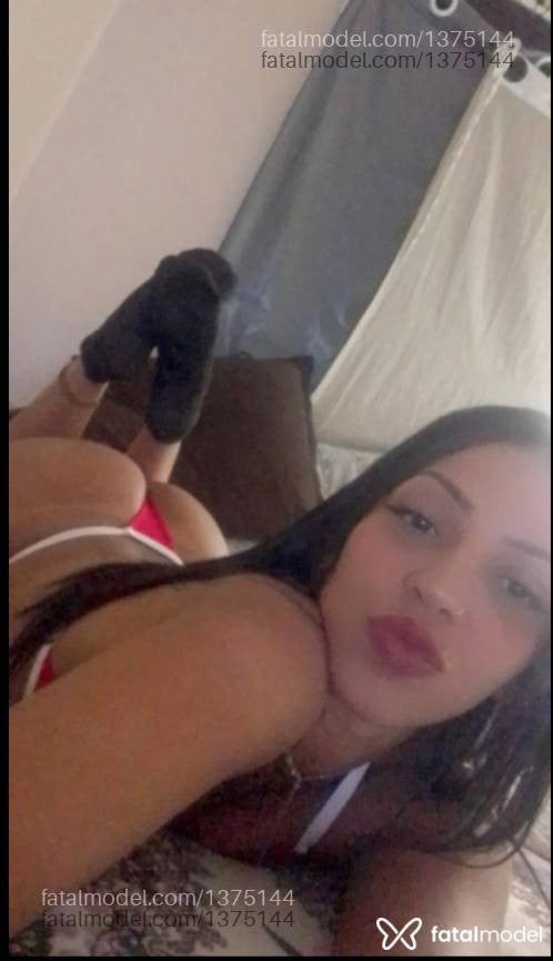 Acompanhante mulher com cabelo castanho de olhos castanhos - Morena