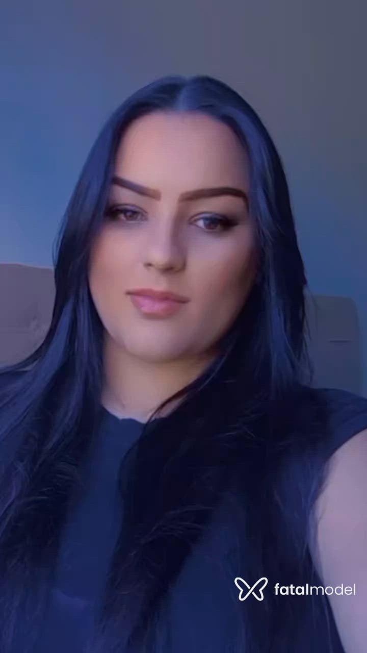 Acompanhante mulher morena (o) de olhos castanhos - Karol Dias