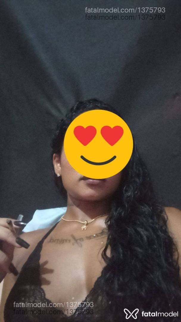 Acompanhante mulher com cabelo castanho de olhos castanhos - Rubbyh Dreams
