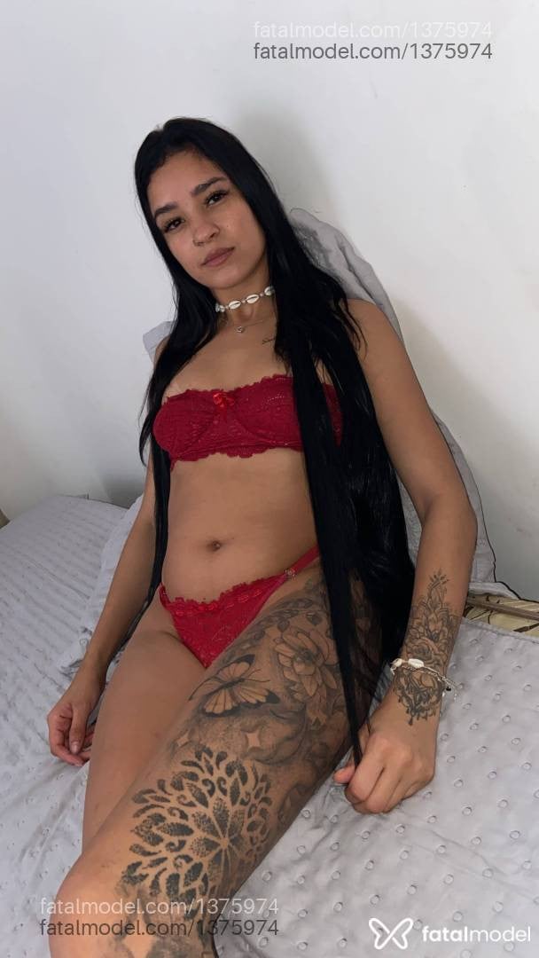 Acompanhante mulher morena (o) de olhos castanhos - Lara Space