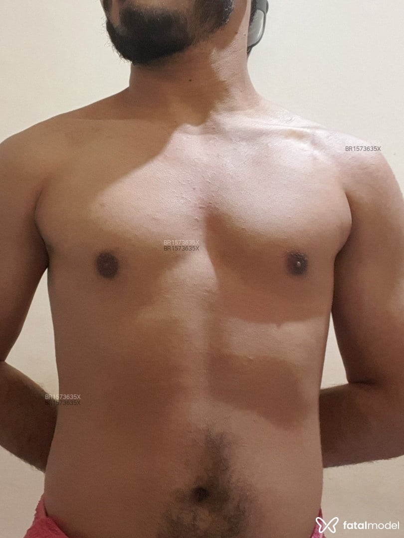 Acompanhante homem morena (o) de olhos castanhos em Tianguá Acompanhante homem morena (o) de olhos castanhos em Tianguá - Bobye