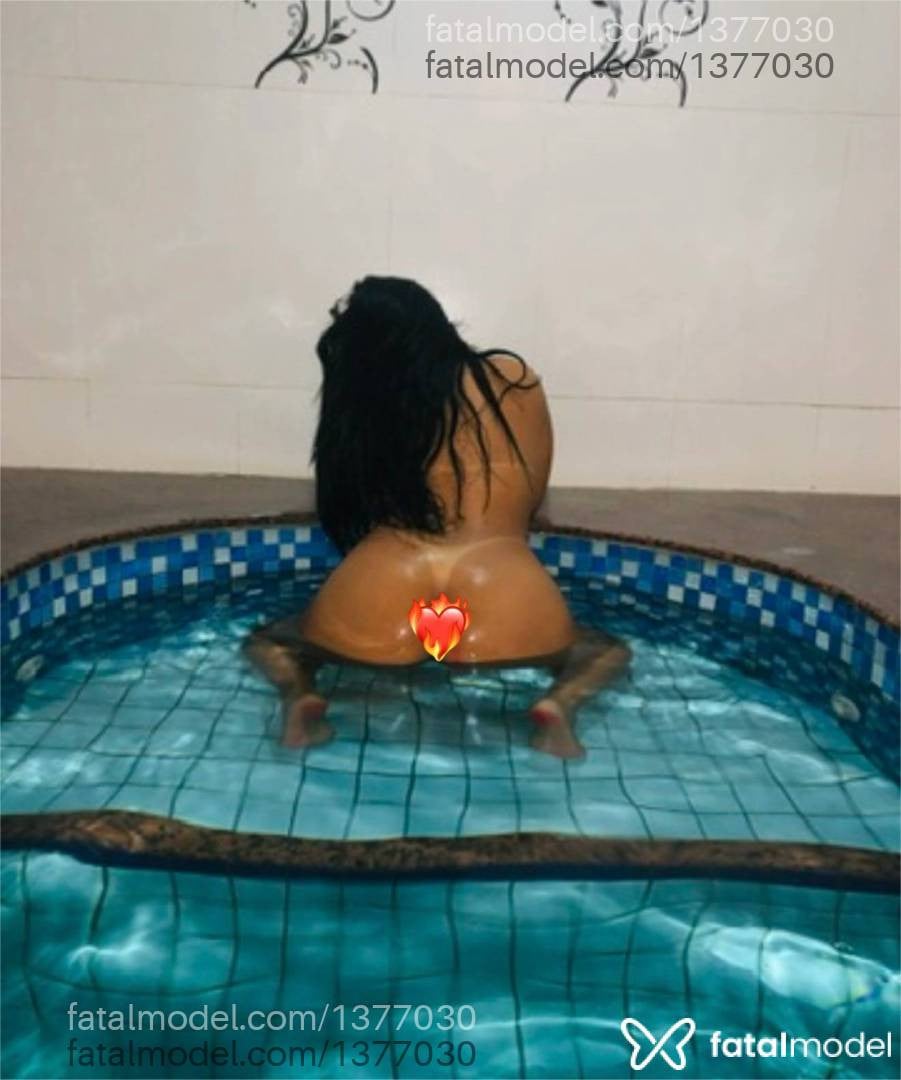 Acompanhante mulher morena (o) de olhos castanhos - LORENA