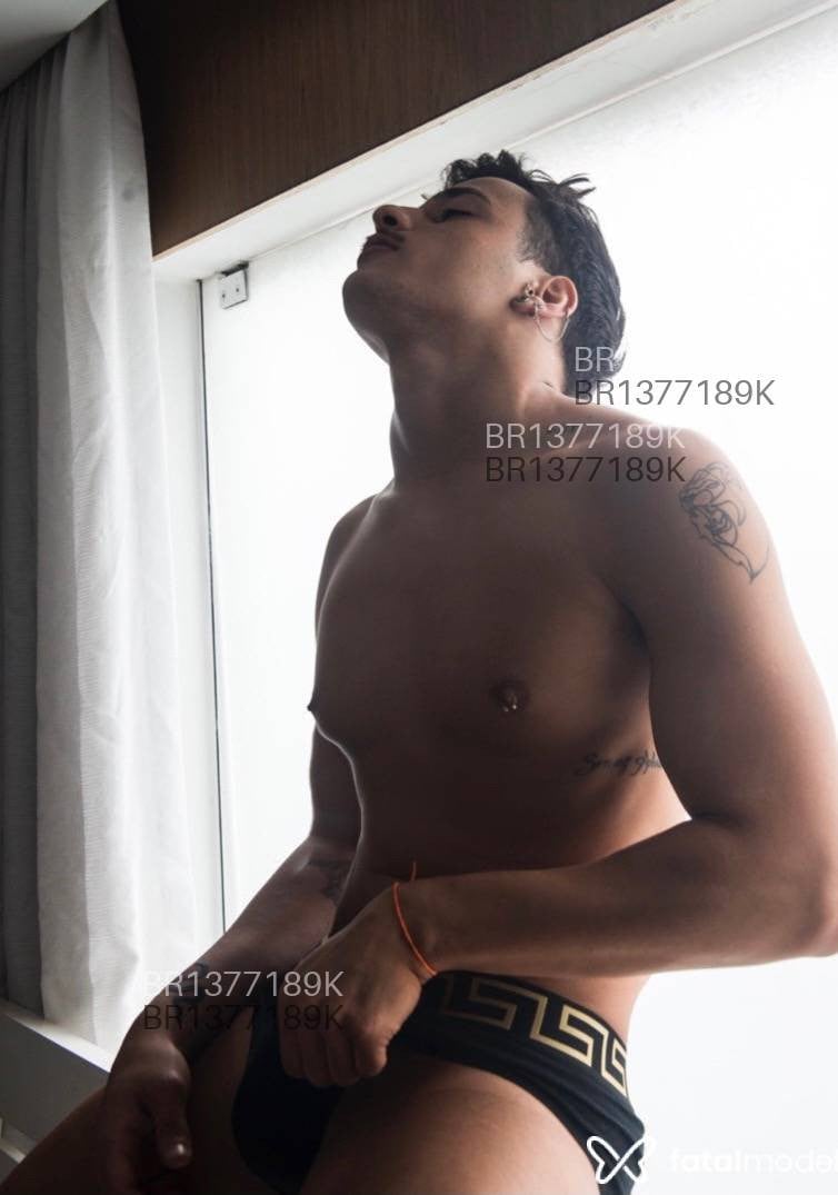 Acompanhante homem morena (o) de olhos castanhos em São Paulo - Kaio Muller