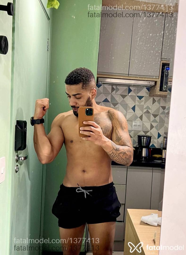 Acompanhante homem morena (o) de olhos mel em São Paulo - Leo Baiano