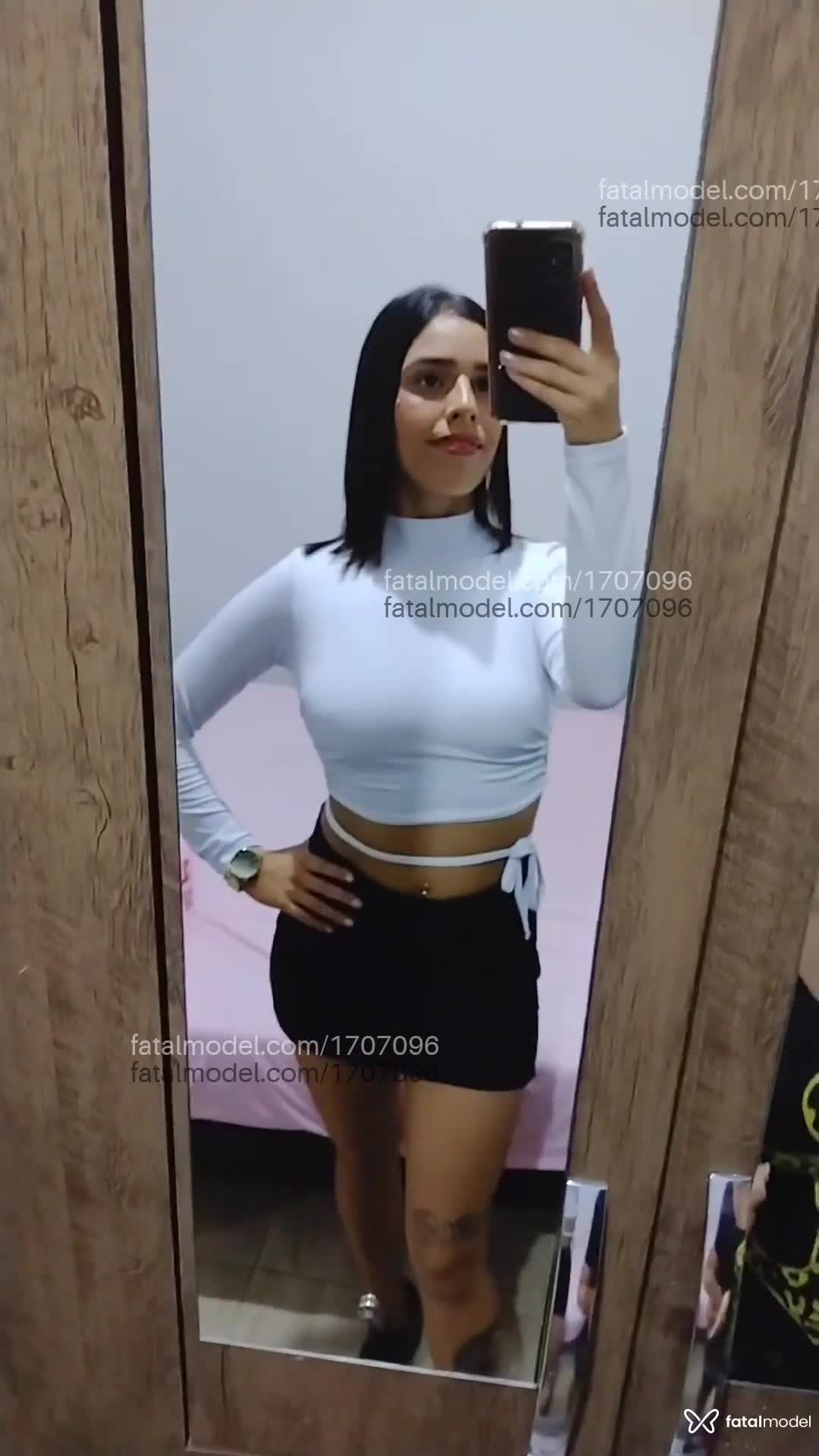 Acompanhante mulher morena (o) de olhos castanhos em Castro - Bruna