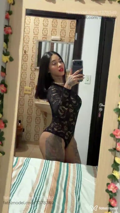 Acompanhante mulher morena (o) de olhos castanhos - Kyara Mello