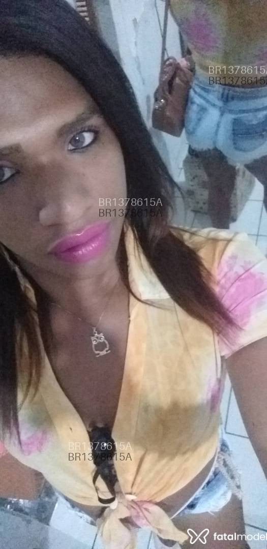 Acompanhante homem trans com cabelo castanho de olhos castanhos em Picos Acompanhante homem trans com cabelo castanho de olhos castanhos em Picos - Pamela Novais