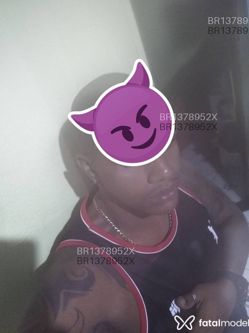 Acompanhante homem morena (o) de olhos pretos - Morenotop
