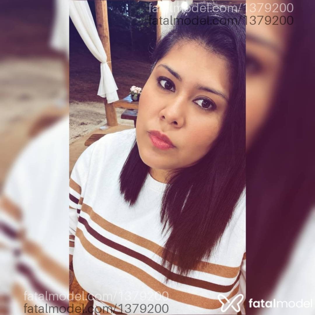 Acompanhante mulher morena (o) de olhos pretos - Sabrina Lima