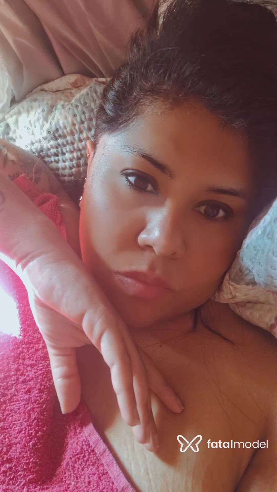 Acompanhante mulher morena (o) de olhos pretos - Sabrina Lima