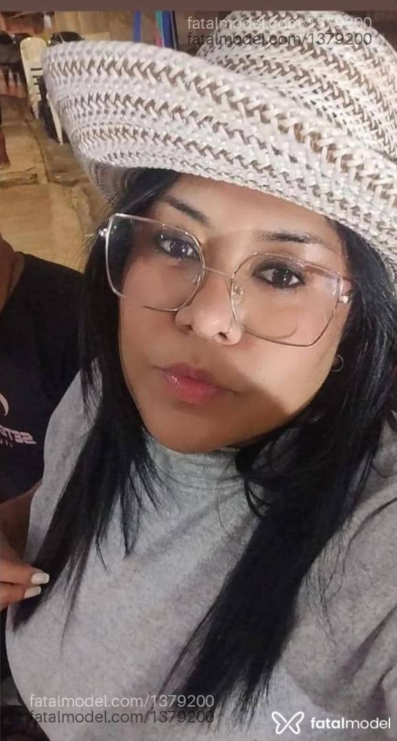 Acompanhante mulher morena (o) de olhos pretos - Sabrina Lima